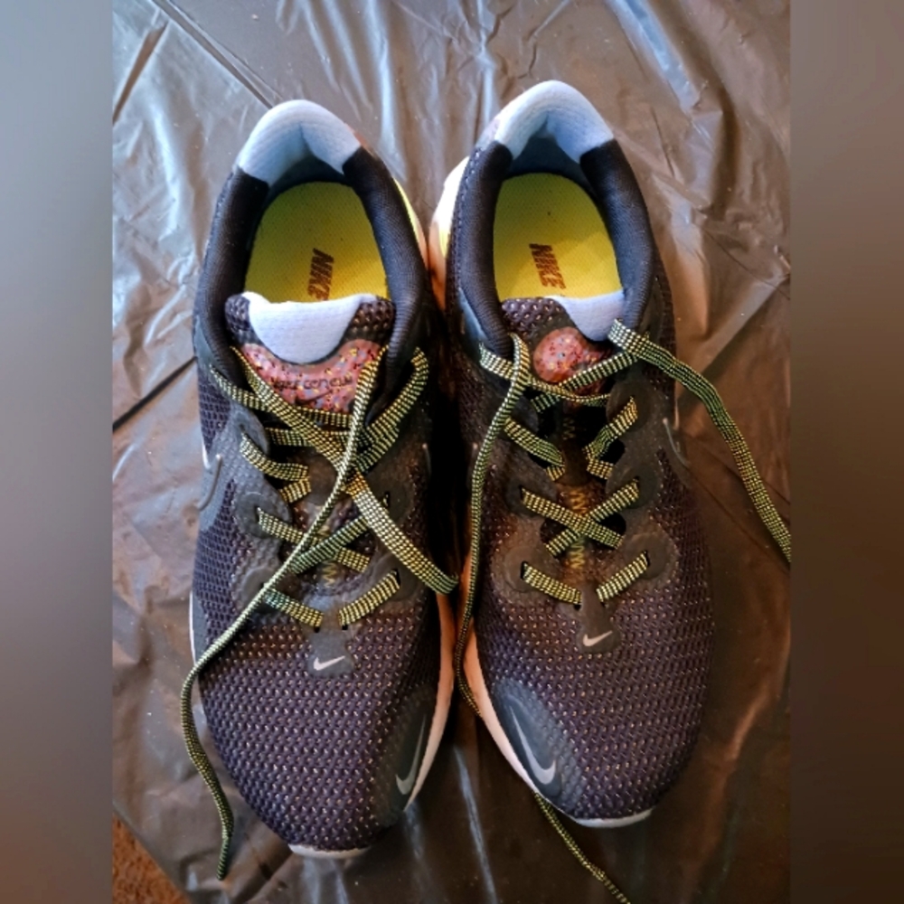 Nike sz9